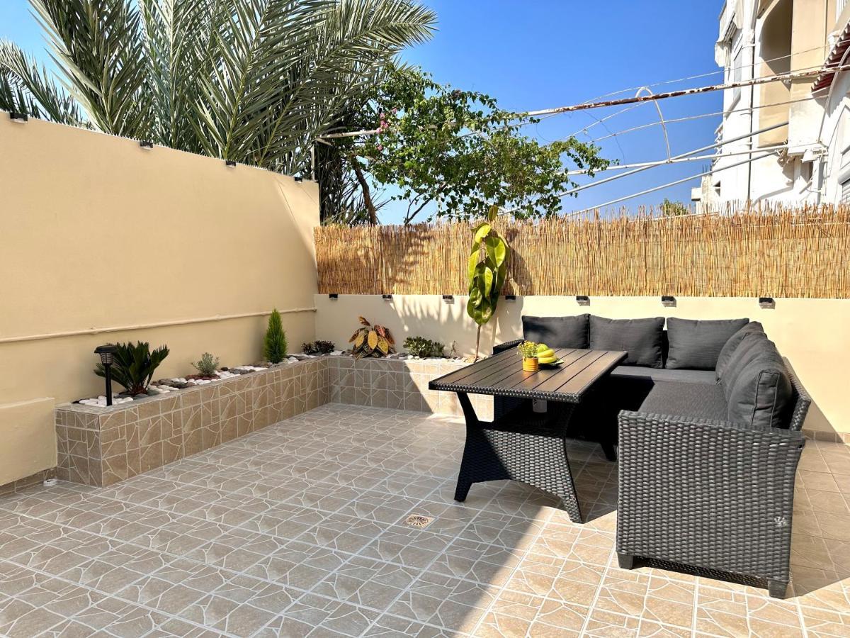 Seaside Deluxe Apartment Ialysos  Dış mekan fotoğraf