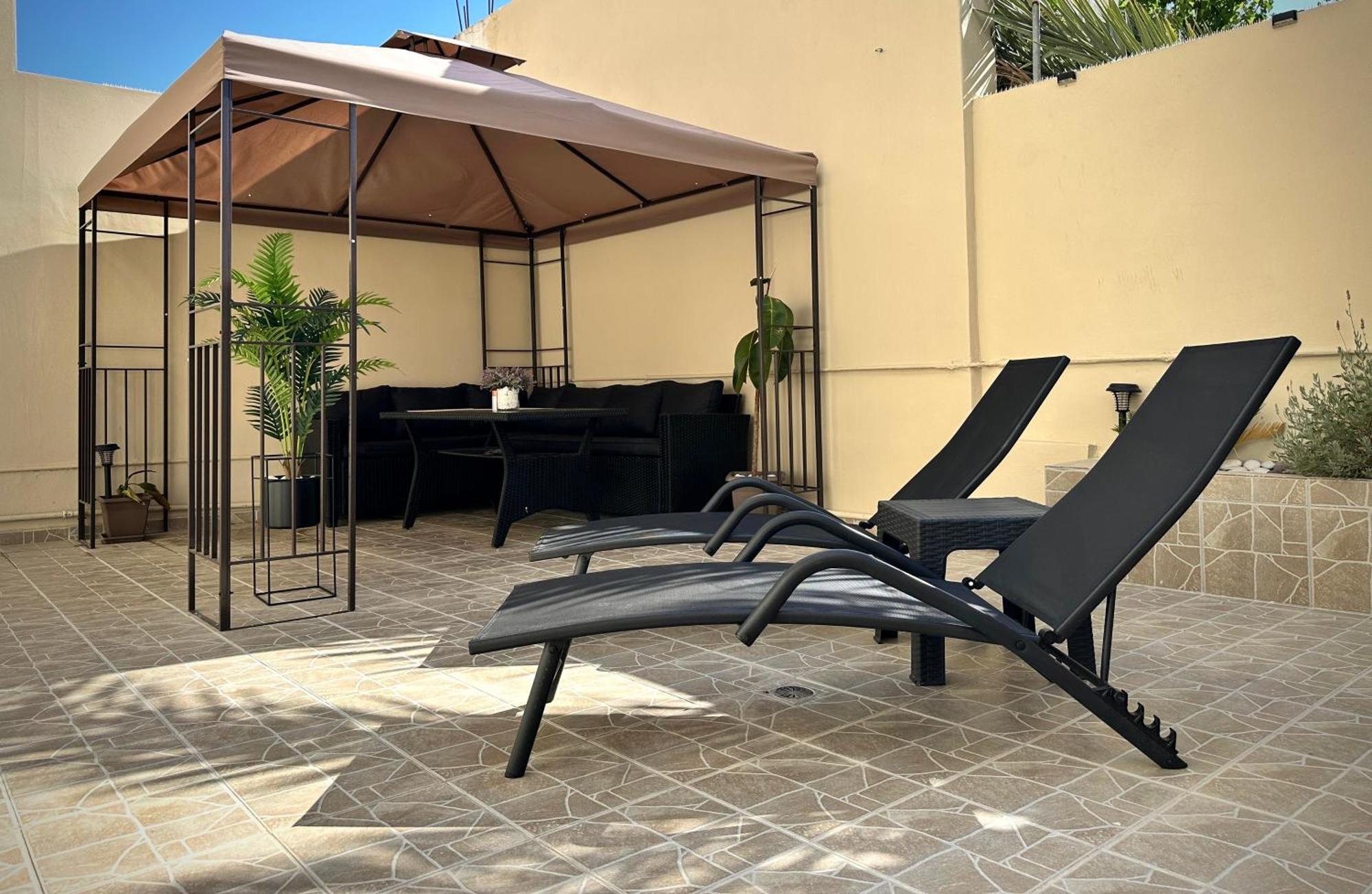 Seaside Deluxe Apartment Ialysos  Dış mekan fotoğraf